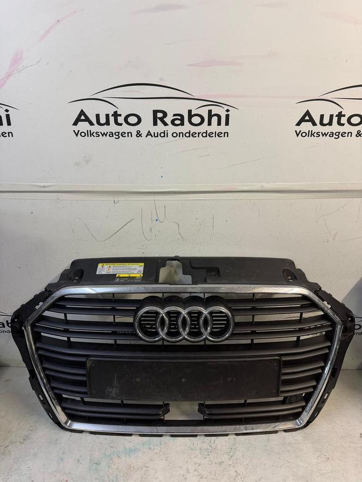 Audi A3 8V Grille Facelift ACC Origineel 8V3853651AB sline, Autos : Pièces & Accessoires, Autres pièces automobiles, Utilisé, Enlèvement ou Envoi