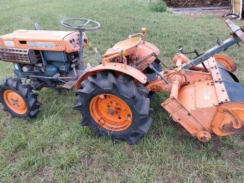 Kubota B7000 Minitractor met grondfrees, Zakelijke goederen, Machines en Bouw | Tuin, Park en Bosbouw, Overige typen