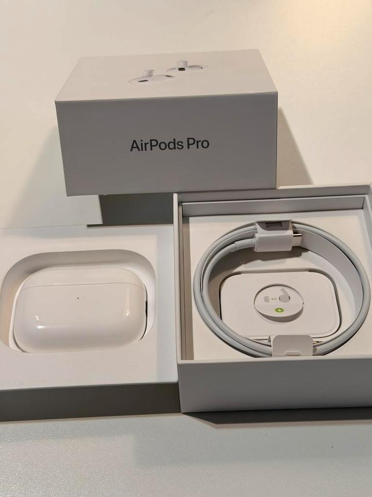 Airpods Pro 2nd generation, Telecommunicatie, Mobiele telefoons | Oordopjes, Zo goed als nieuw, Ophalen