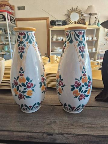 Paire de vases ovoïdes à col dégagé Boch Keramis BFK, Enlèvement