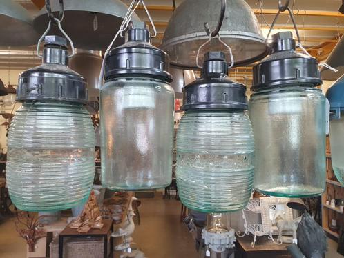 oude hanglamp bully uitzoeken vanaf 25 euro, Maison & Meubles, Lampes | Suspensions, Comme neuf, Verre, Métal, Enlèvement ou Envoi