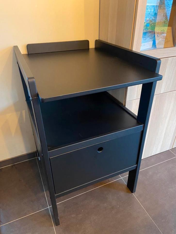 Luiertafel Pericles Cindy zwart, Kinderen en Baby's, Kinderkamer | Commodes en Kasten, Gebruikt, Commode, Voetruimte, Opstaande rand