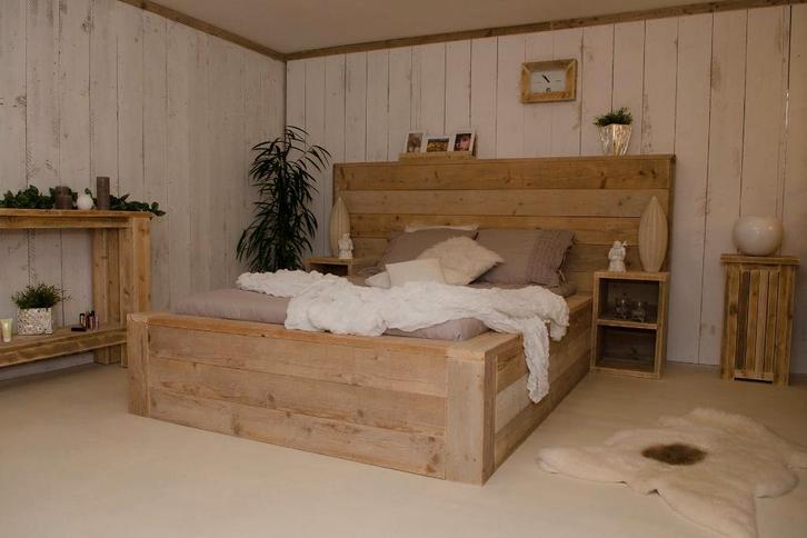 Incontournable : le magnifique lit double Edith, Maison & Meubles, Chambre à coucher | Lits, Neuf, Deux personnes, 140 cm, 200 cm