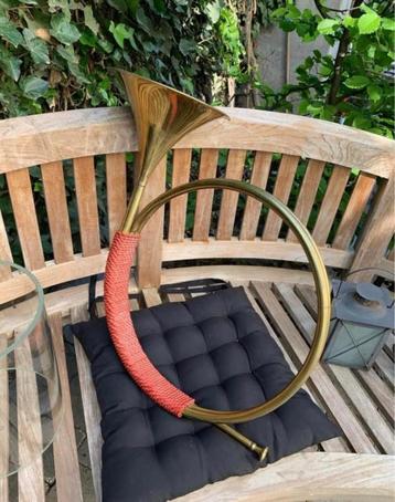 Hoorn beschikbaar voor biedingen