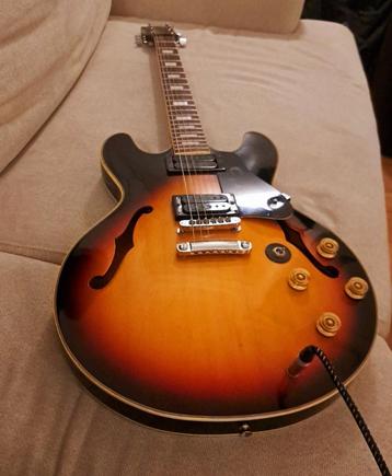 Daytone ES-335 copy Japan 1980 di marzio, Musique & Instruments, Instruments à corde | Guitares | Électriques, Enlèvement ou Envoi