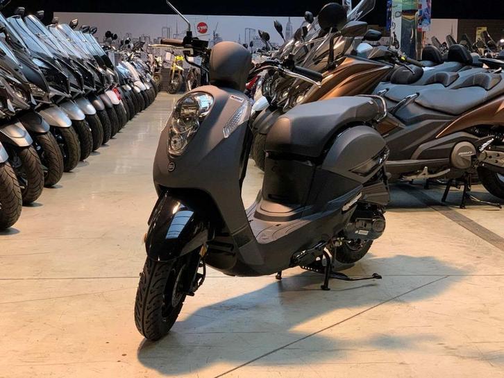 Sym Mio 50 [Vergunning] [Einde .0%], Fietsen en Brommers, Scooters | SYM, Nieuw, Mio, Benzine, Ophalen of Verzenden