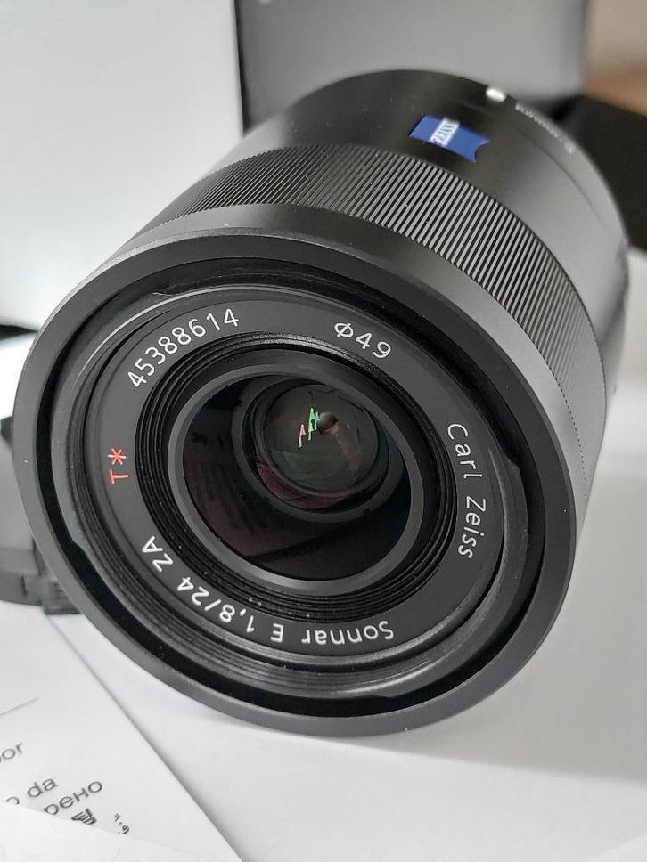 Sony E 24mmF1.8 Zeiss Sonnar (APS-C), Audio, Tv en Foto, Foto | Lenzen en Objectieven, Zo goed als nieuw, Groothoeklens, Ophalen