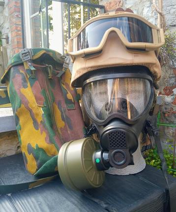 ABBL, ABL Casque désert avec masque respiratoire. Bon état, Armée de terre, Casque ou Béret