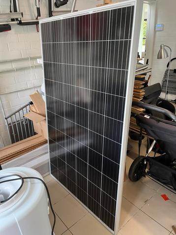 Zonnepaneel beschikbaar voor biedingen