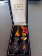 België: 2 medailles 2 klasse in originele doos, Postzegels en Munten, Verzenden