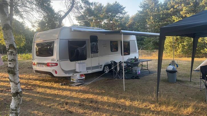 Fendt Opal 620 de luxe, Caravanes & Camping, Caravanes, Particulier, jusqu'à 4, 1500 - 2000 kg, Banquette en rond, Fendt, Grand lit