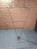 a vendre portion frite en fer forger, Ophalen