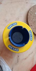 Ricard limited glas  en asbak ricard, Ophalen of Verzenden, Zo goed als nieuw, Borrel- of Shotglas
