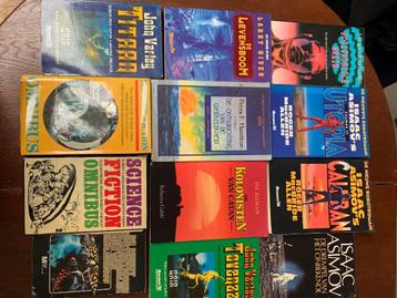 Lot Sciencefiction boeken beschikbaar voor biedingen