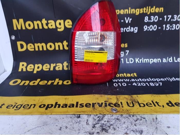 Achterlicht rechts van een Opel Zafira, Auto-onderdelen, Verlichting, Opel, Gebruikt, 3 maanden garantie, Ophalen of Verzenden
