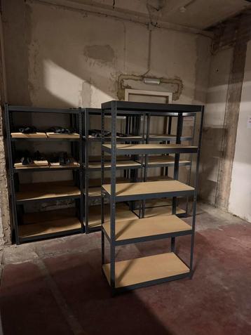 Etagère / Rek beschikbaar voor biedingen