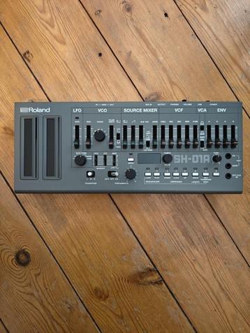 (ÉCHANGE) Roland SH-01a + clavier K-25m, Musique & Instruments, Autres nombres, Roland, Comme neuf, Enlèvement