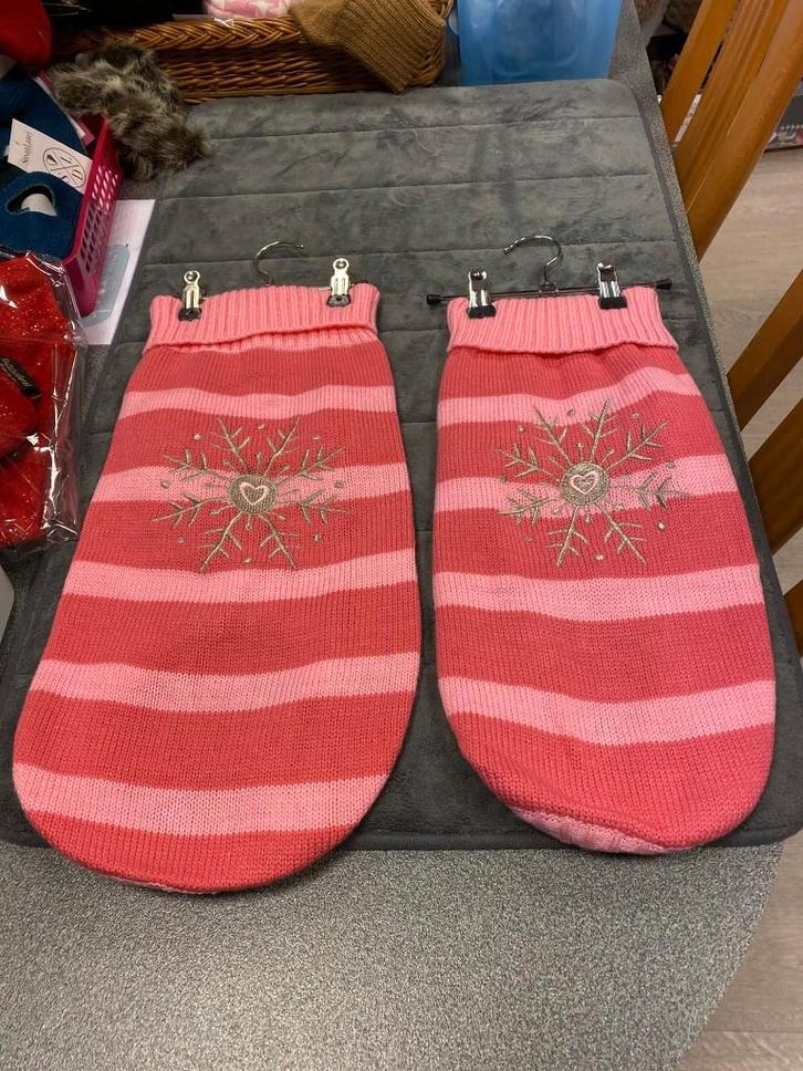 Mooie pulls aan outlet, Animaux & Accessoires, Vêtements pour chiens, Neuf, Pull pour chien, Enlèvement ou Envoi