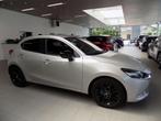 Mazda 2 1.5i Skyactiv-G Homura (bj 2023), Auto's, Stof, 4 cilinders, Beige, 1024 kg