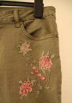 Nouveau jean kaki brodé à accents de fleurs Versia taille 40, Taille 38/40 (M), Autres couleurs, Enlèvement ou Envoi, Neuf