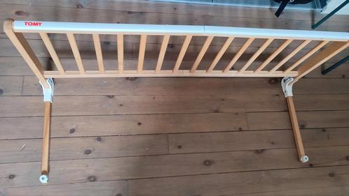 TOMY Bedhekje, Kinderen en Baby's, Kinderkamer | Bedden, Zo goed als nieuw, Matras, Ophalen