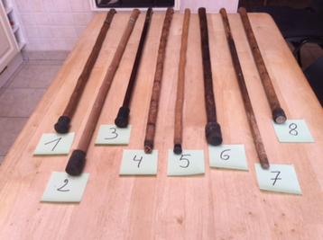 Te koop wandelstokken totaal 8 stuks beschikbaar voor biedingen