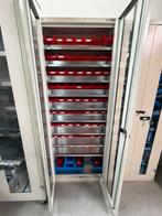 Magazijnkast, Ophalen