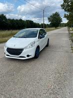 PEUGEOT 208 BENZINE 2014 DIRECT BESCHIKBAAR, Auto's, Voorwielaandrijving, Euro 5, Stof, 50 kW