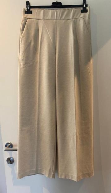 super aangename broek BYoung  beschikbaar voor biedingen
