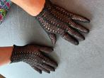 KORTE GEHAAKTE HANDSCHOENEN, Ophalen, Gedragen, Handschoenen