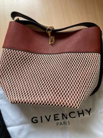 handtas Givenchy beschikbaar voor biedingen