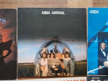 6 Albums vinyles ABBA (33trs) beschikbaar voor biedingen