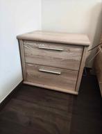 GRATIS: nachtkast, bed MET matras en bureau, Ophalen, Gebruikt