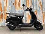 Gloednieuwe zwarte Venesi scooter Klasse A of B Superdeal, Nieuw, Benzine, Ophalen of Verzenden, 49 cc