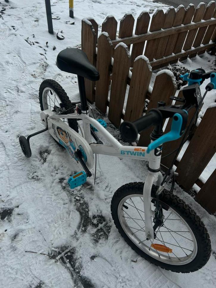B twin inuit 100 velo pour enfants 4-6 ans, Vélos & Vélomoteurs, Vélos | Tricycles, Comme neuf, Enlèvement