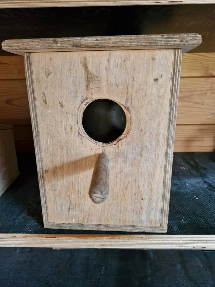 2 grotere vogel broedkooien voor bvb valkparkieten, Dieren en Toebehoren, Vogels | Hokken en Kooien, Gebruikt, Broedkooi of Kweekkooi