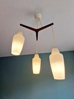 Scandinavische kroonluchter van teakhout en witte opaline, P, Antiek en Kunst, Ophalen of Verzenden