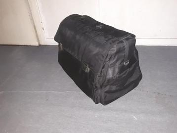 sac de voyage  ESPRIT (en toile de très bonne qualité) beschikbaar voor biedingen