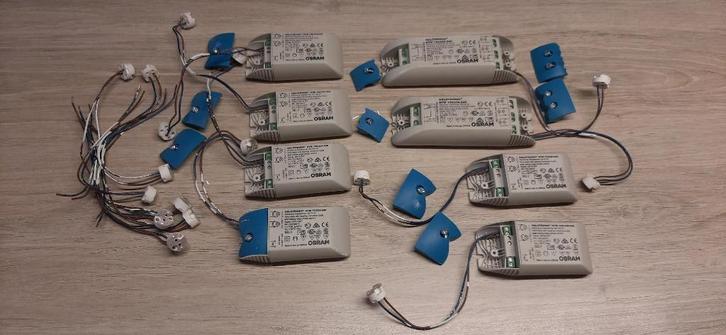 Transformateur électronique 230v - 12V osram + soquets, Doe-het-zelf en Bouw, Elektriciteit en Kabels, Gebruikt, Ophalen