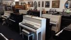 Nieuw in Roosendaal Piano Center met ruim 20 occasion piano, Verzenden, Zwart, Zo goed als nieuw, Piano