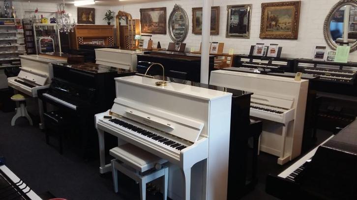 Nieuw in Roosendaal Piano Center met ruim 20 occasion piano, Muziek en Instrumenten, Piano's, Zo goed als nieuw, Piano, Zwart