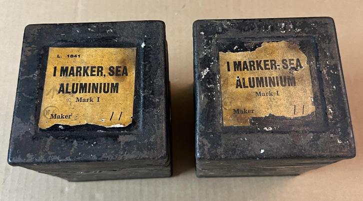 WO2 - Marker Sea - Mark 1 - 2stuks - RAF - RAAF, Verzamelen, Militaria | Tweede Wereldoorlog, Luchtmacht, Kist of Geocache, Ophalen of Verzenden