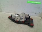 REGELEENHEID Dynamic Drive Valve Block X6 (F16) (6794578), Gebruikt, BMW