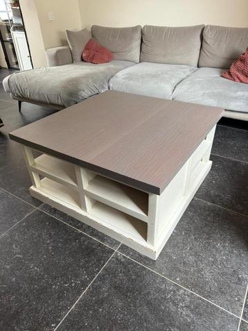 Landelijke salontafel, Ophalen, Vierkant