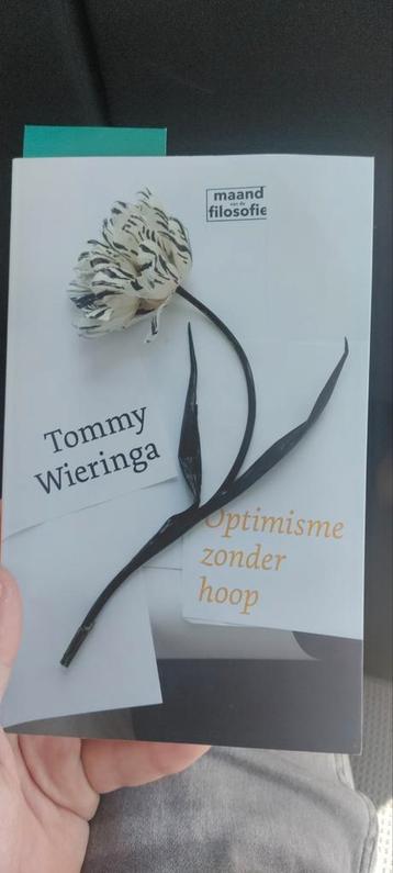Optimisme Zonder Hoop beschikbaar voor biedingen