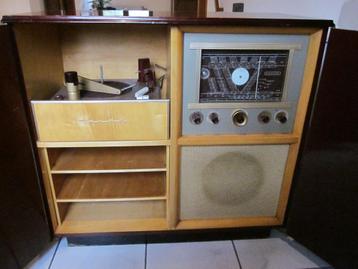 ancienne radio beschikbaar voor biedingen