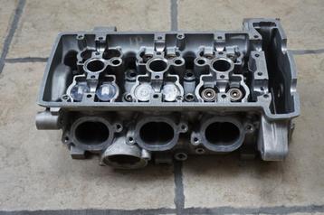 Triumph culasse 675 cylinderkop beschikbaar voor biedingen