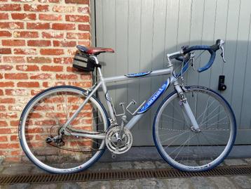 Zannata Cobra koersfiets beschikbaar voor biedingen