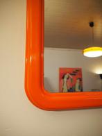 Space Age oranje design spiegel, door Cattaneo, 1970s, Minder dan 50 cm, Vierkant, Ophalen of Verzenden, Zo goed als nieuw