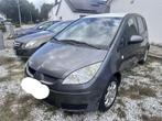 Te koop: Mitsubishi Colt 1.3i benzine Airco GEKEURD!, Auto's, Stof, Zwart, Colt, Handgeschakeld